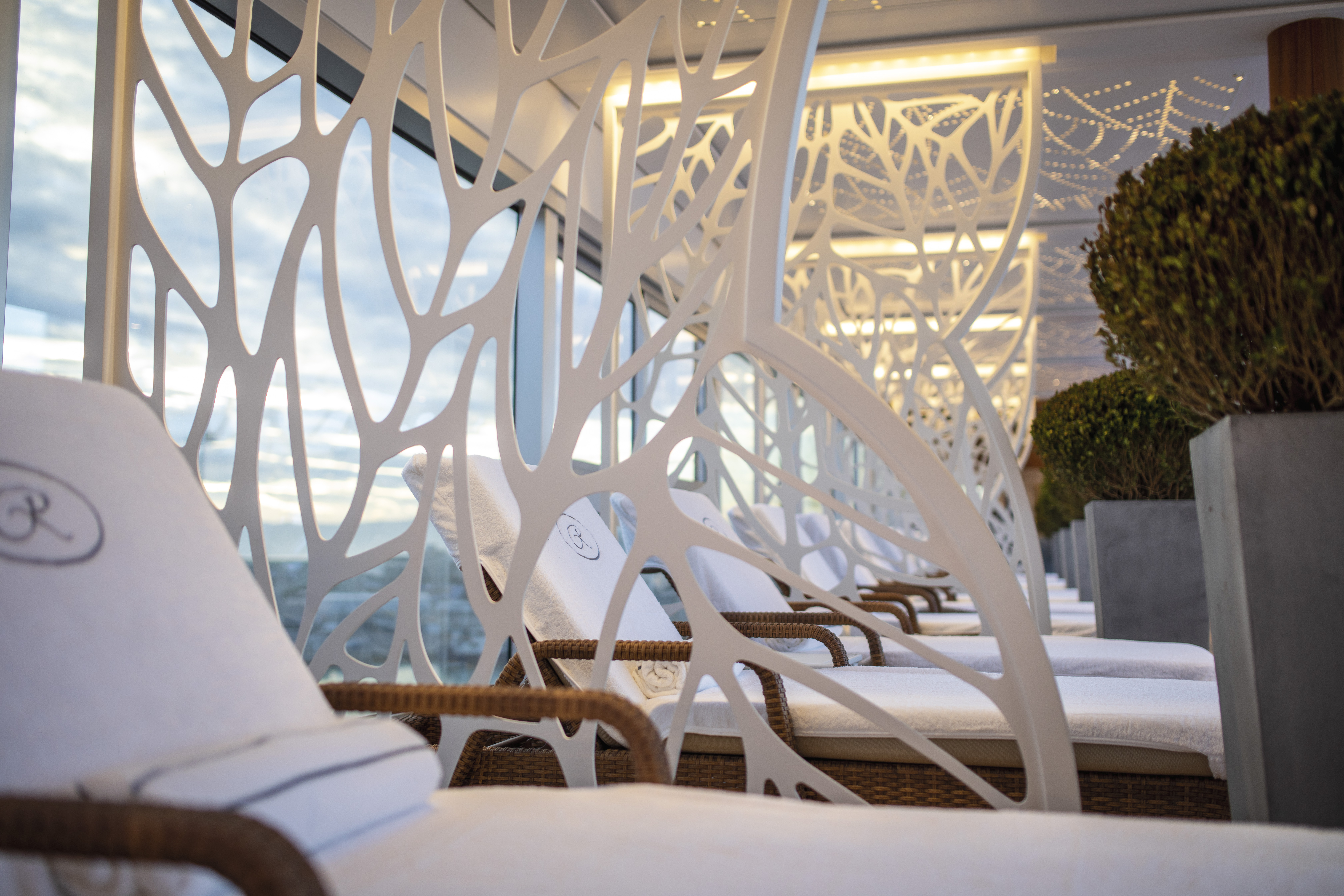 RSSC - Seven Seas Splendor - Wellness - Pool Deck 1.jpg
